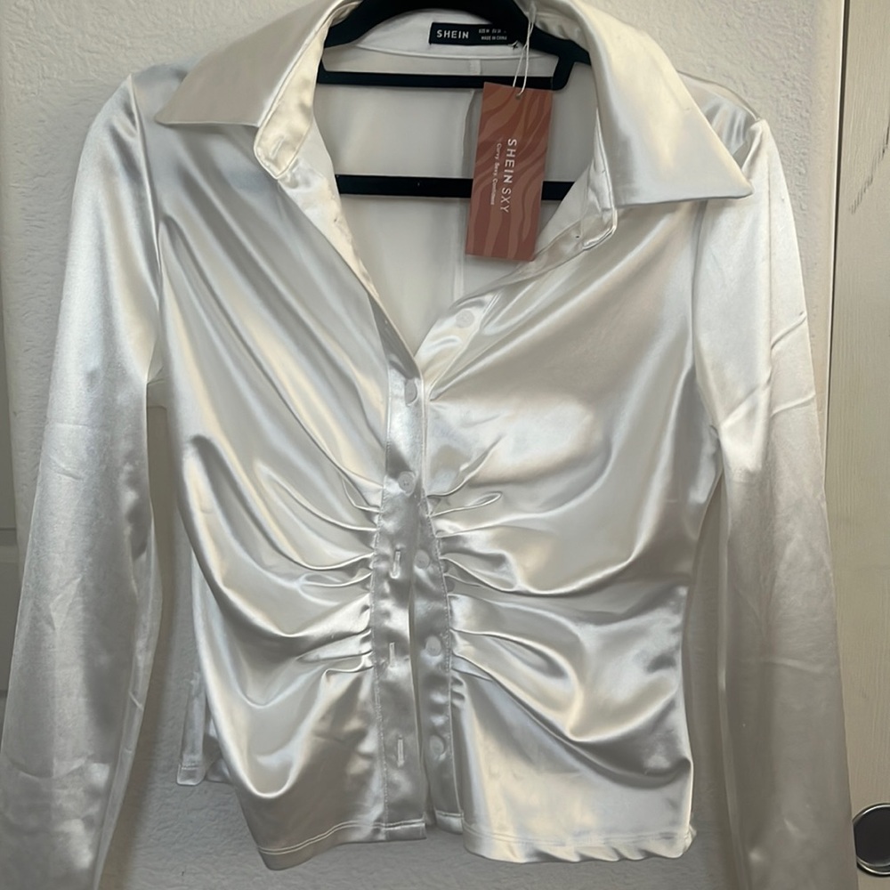 Shiny Blouse
